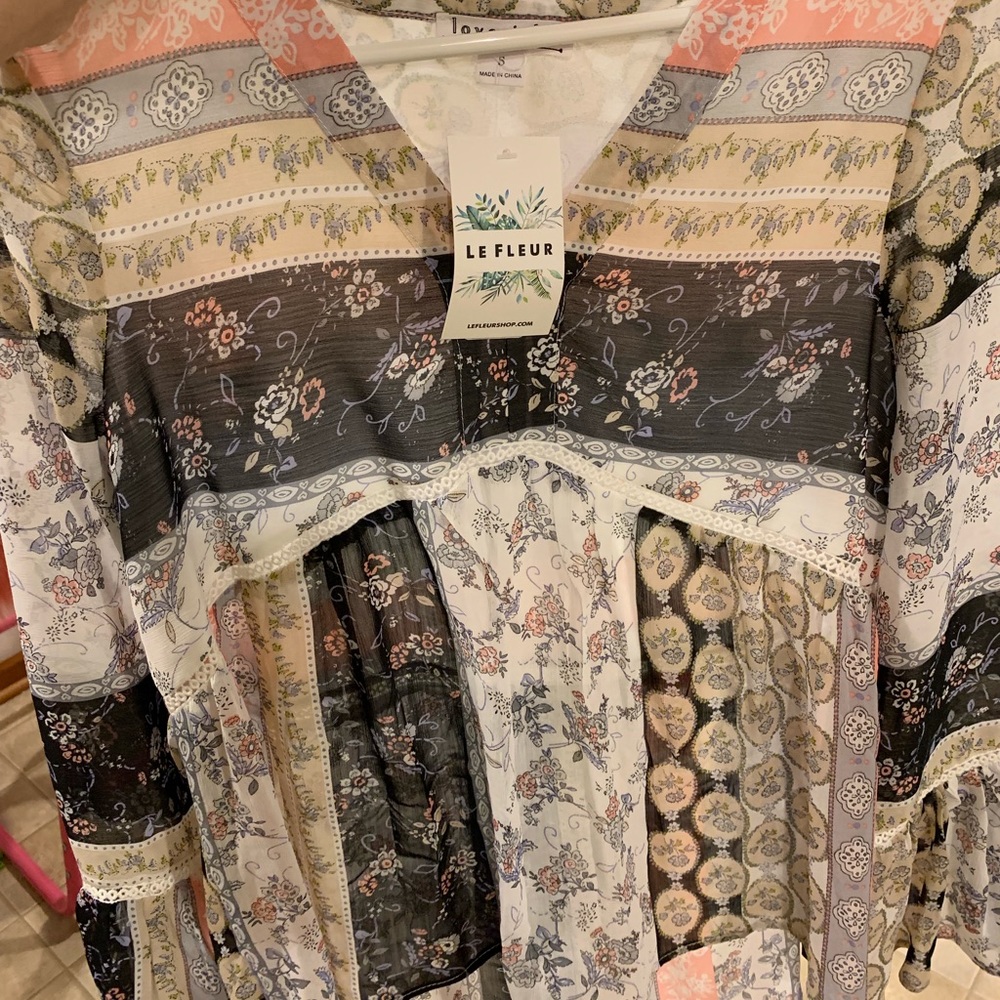 Floral Bell Sleeve Blouse